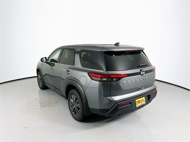 2025 Nissan Pathfinder S photo 2