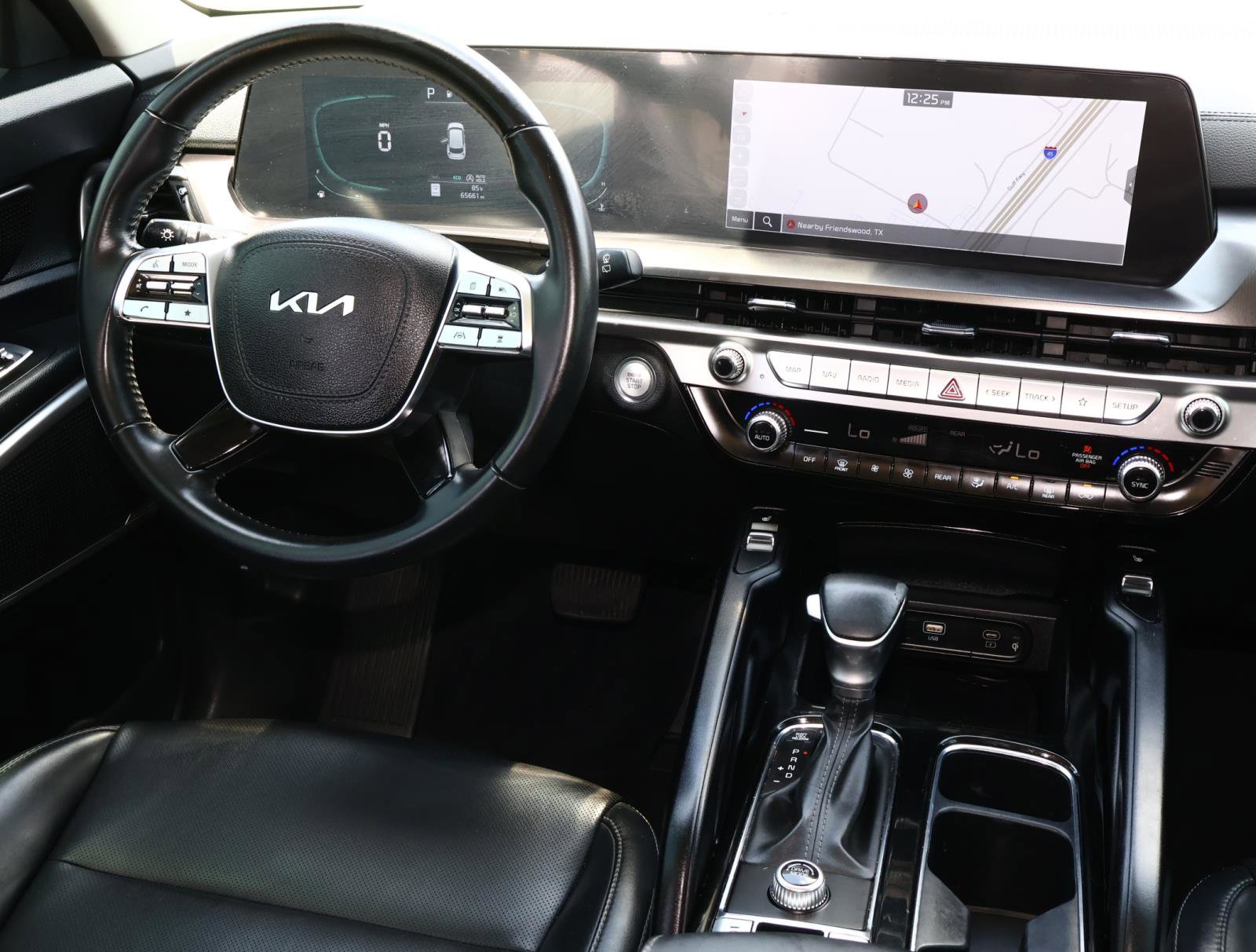 2024 Kia Telluride S photo 9