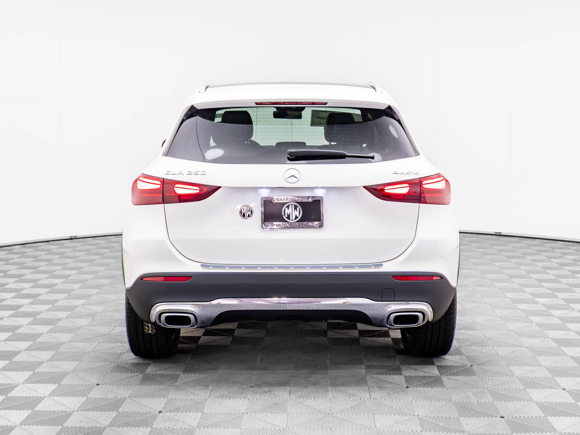 2026 Mercedes Benz GLA 250 4MATIC photo 3