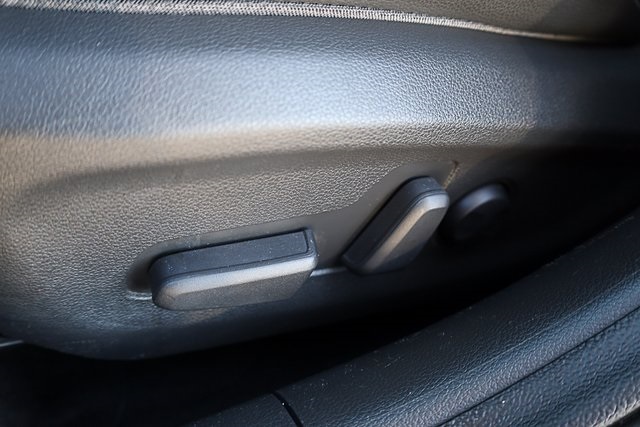 2018 Hyundai Elantra GT Base photo 31