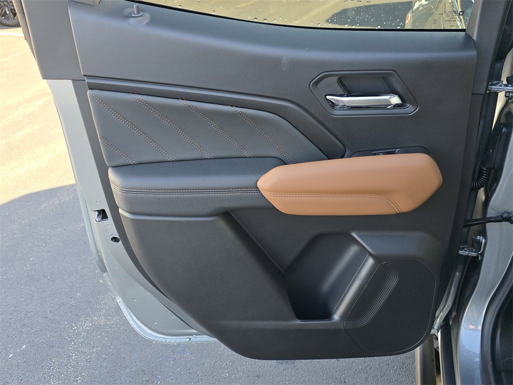 2025 Gmc Canyon AT4 photo 23