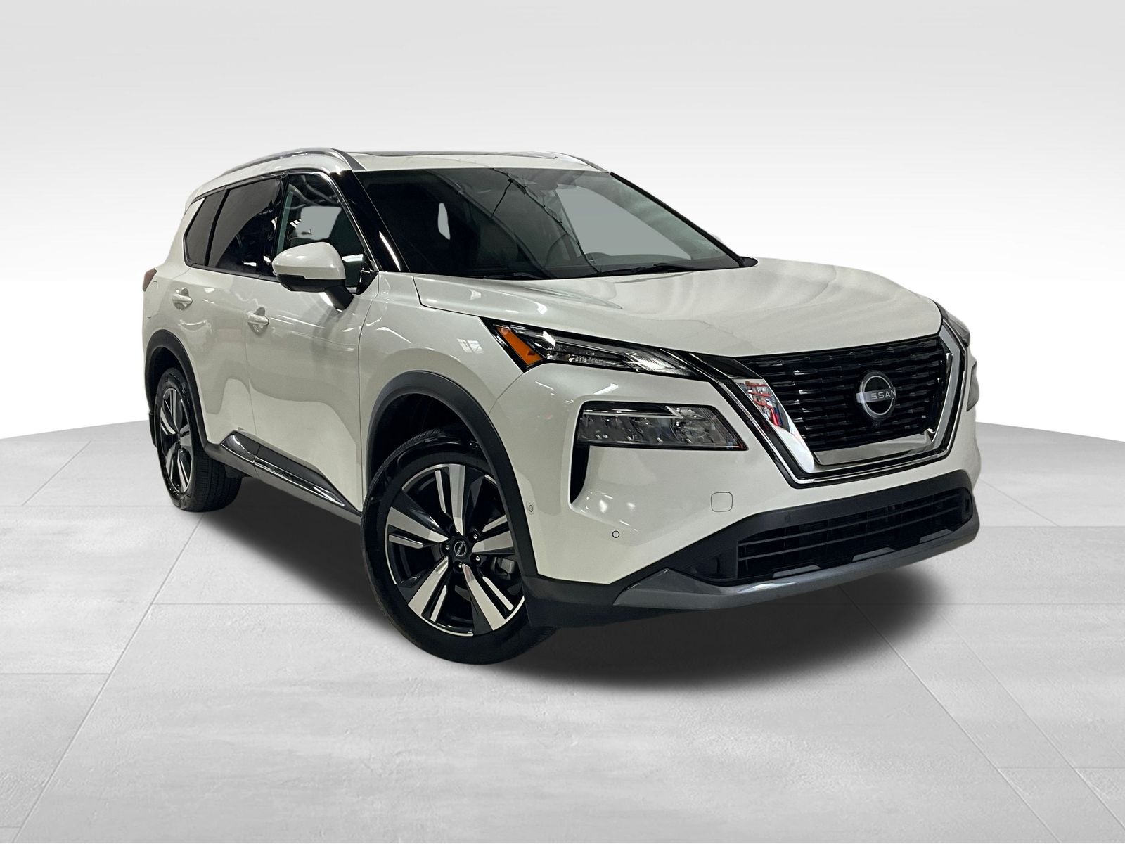 Pre-Owned 2023 Nissan Rogue SL 4D Sport Utility in Des Moines 