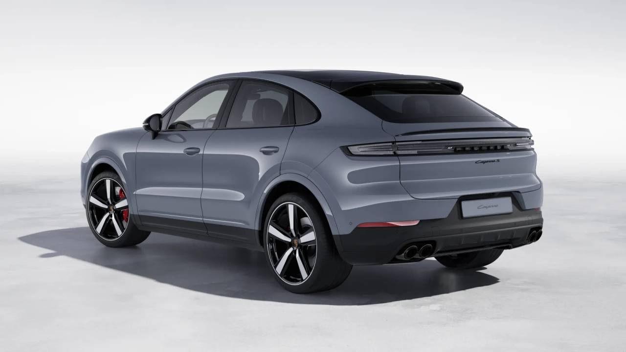 2026 Porsche Cayenne S Coupe photo 3