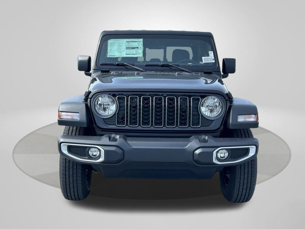 2025 Jeep Gladiator Sport photo 3