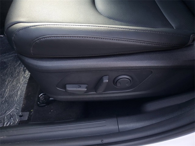 2025 Kia Sportage EX photo 11