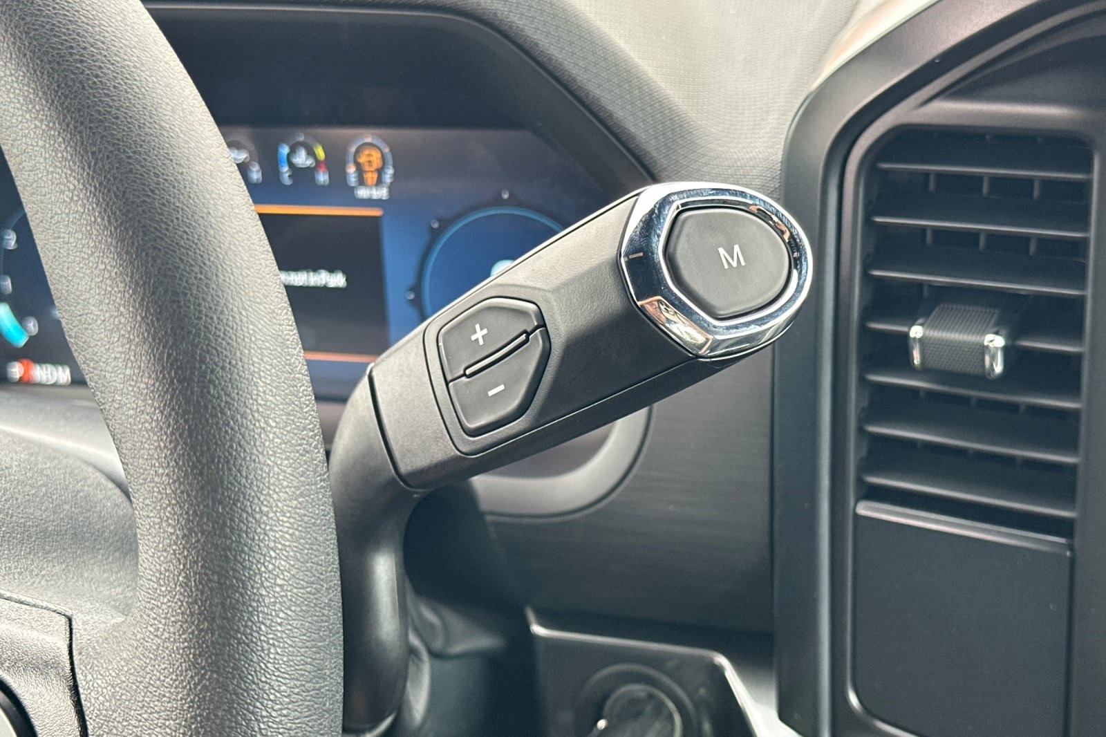 2025 Ford F-150 STX photo 20