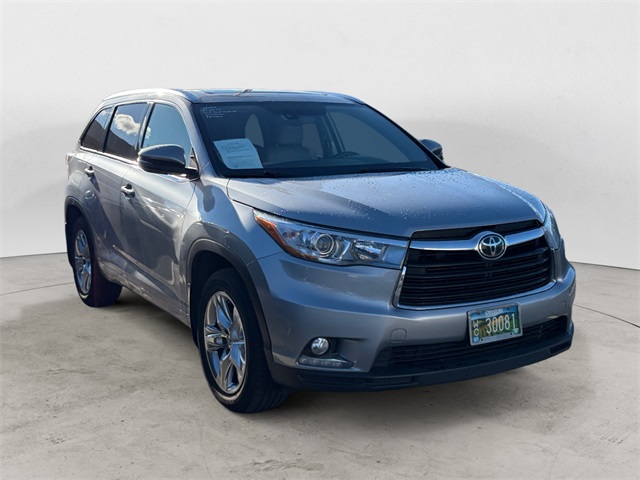 2015 Toyota Highlander Limited's photo