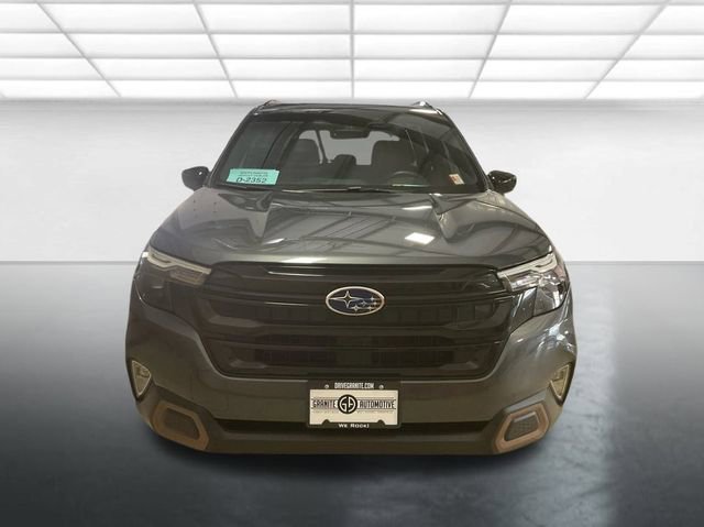 2025 Subaru Forester Sport photo 2