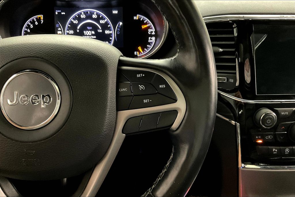 2020 Jeep Grand Cherokee Limited photo 18