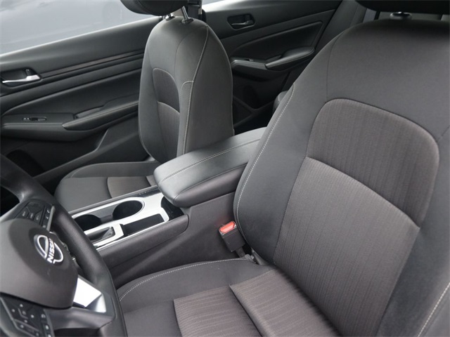 2024 Nissan Altima 2.5 SV photo 25