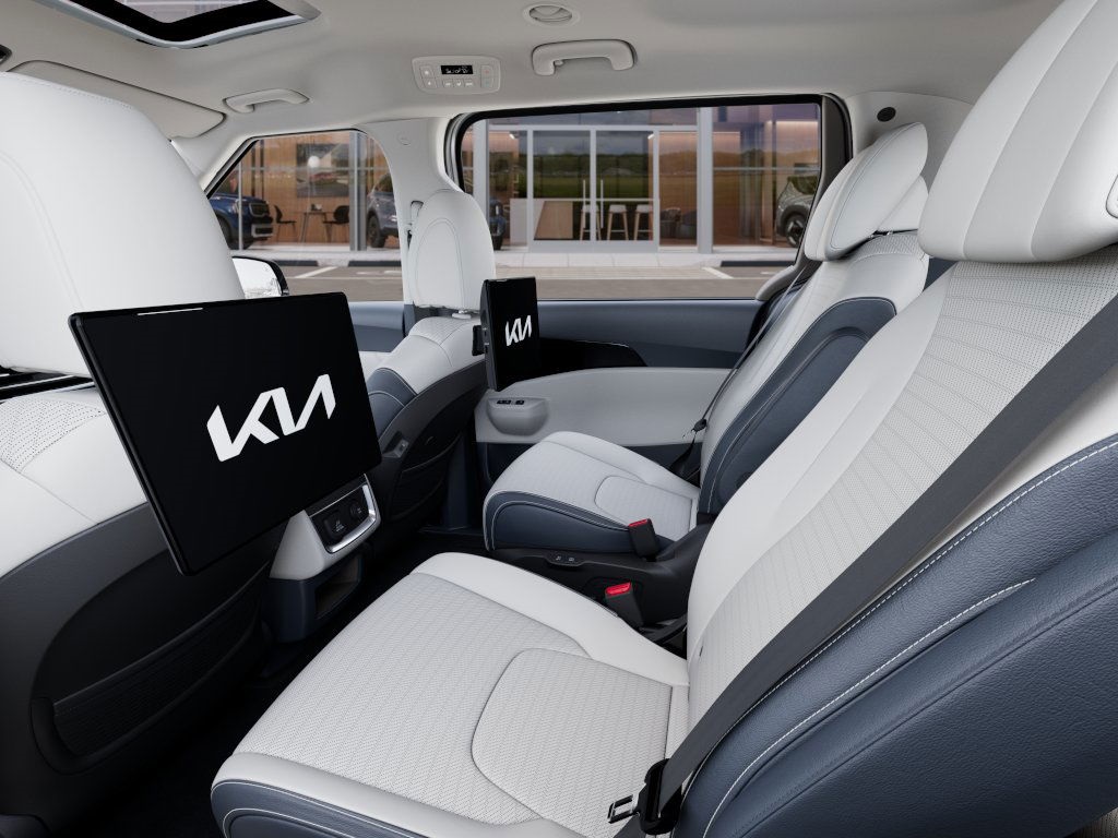 2026 Kia Carnival SX Prestige photo 18