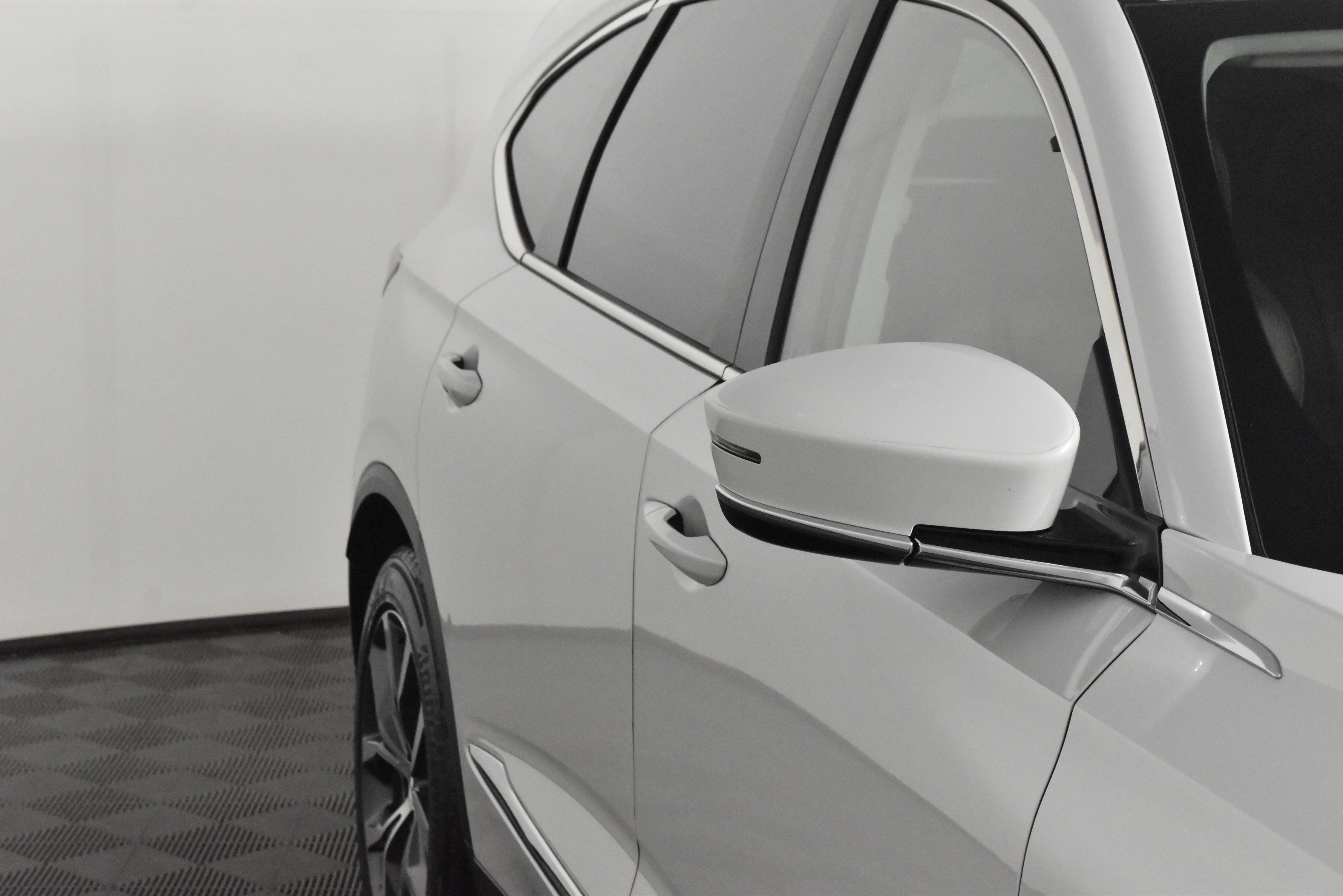 2024 Acura MDX SH-AWD Technology photo 3