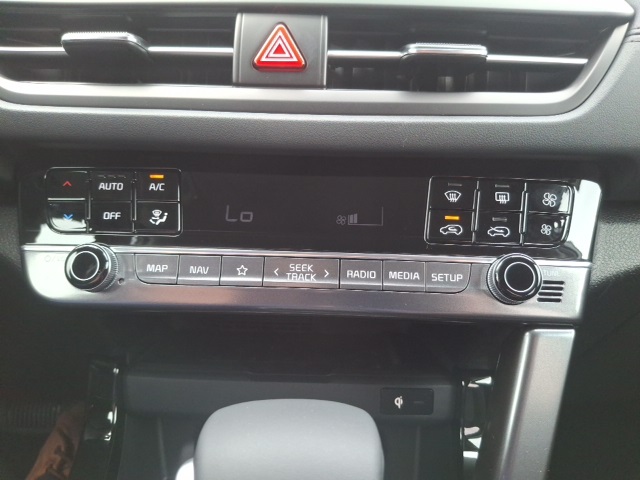 2026 Kia Seltos EX photo 20