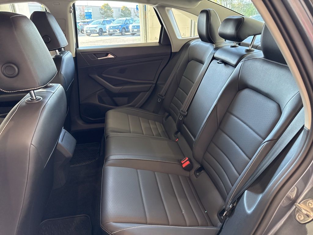 2022 Volkswagen Jetta 1.5T SE photo 18