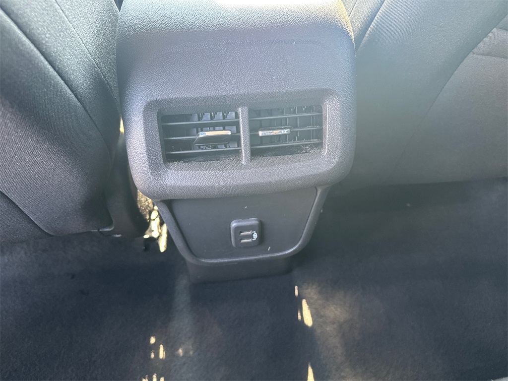 2021 Chevrolet Equinox LT photo 19