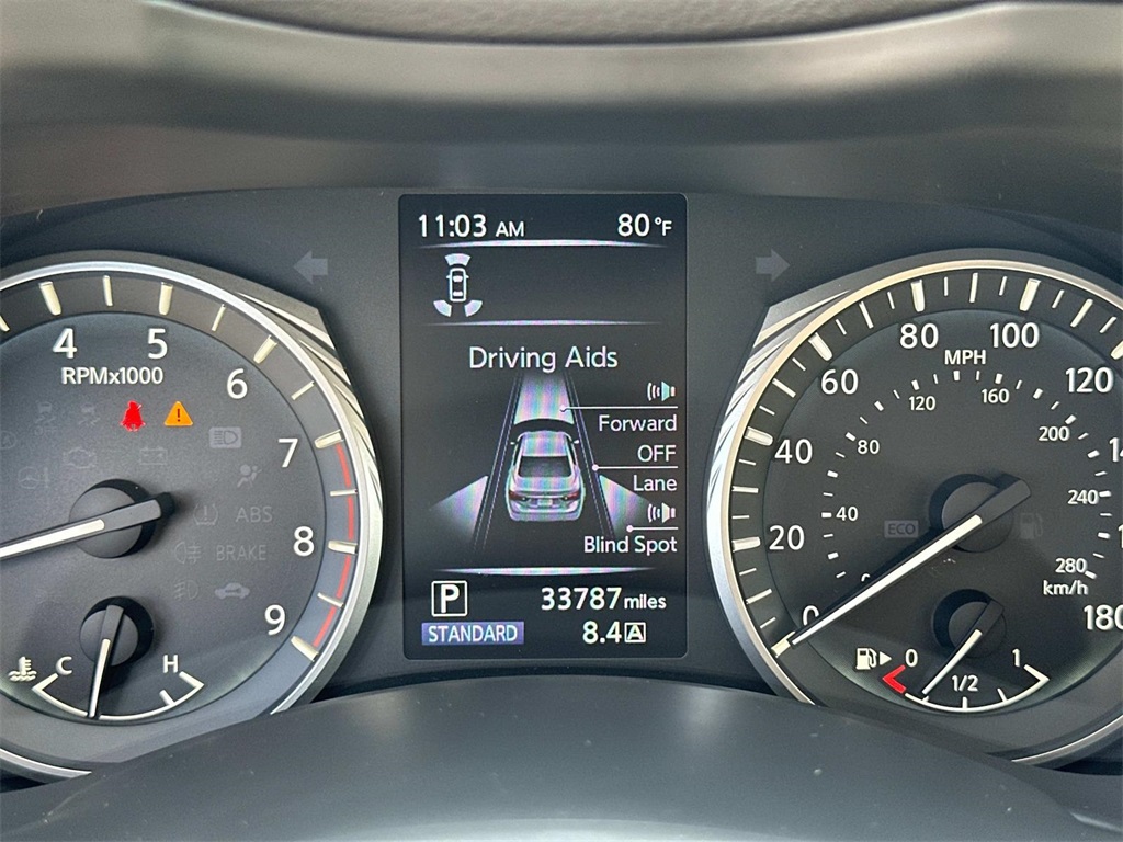 2022 Infiniti Q50 LUXE AWD photo 11