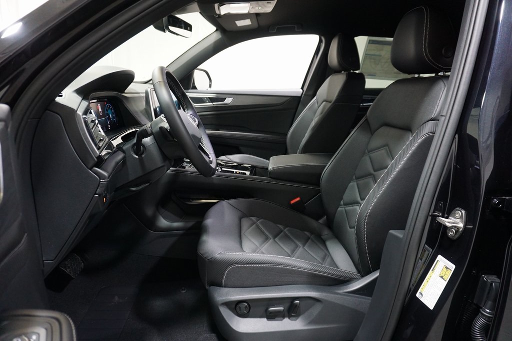 2025 Volkswagen Atlas Cross Sport SE Technology photo 8