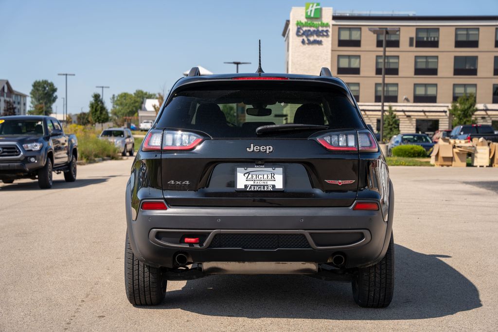 2020 Jeep Cherokee Trailhawk photo 4