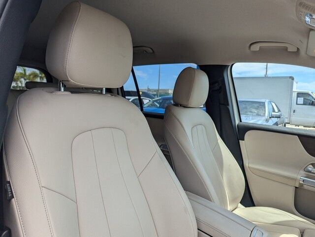 2020 Mercedes Benz GLB 250 4MATIC photo 29