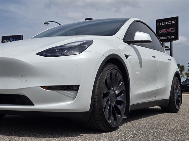 Used 2022 Tesla Model Y Performance with VIN 7SAYGDEFXNF464119 for sale in Northfield, Minnesota
