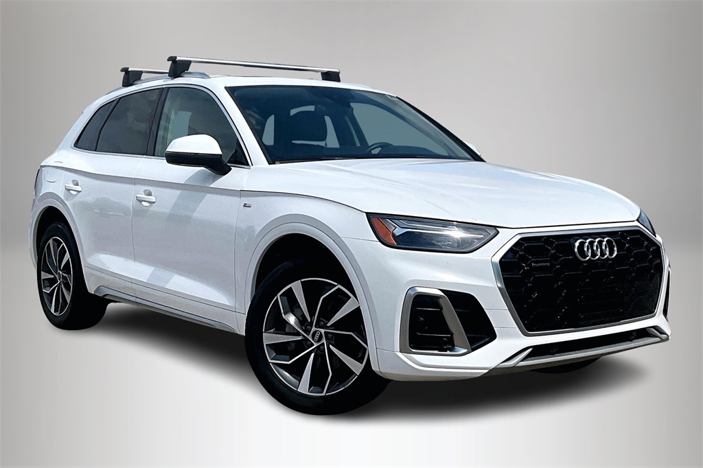 2023 Audi Q5 Premium Plus's photo