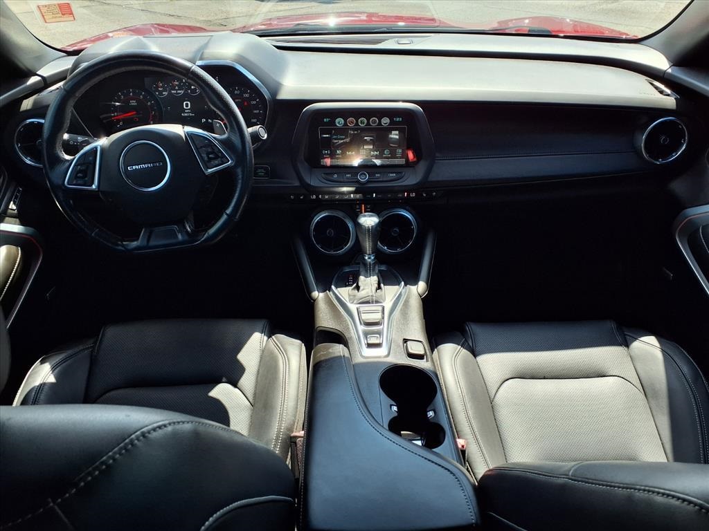 2018 Chevrolet Camaro 2LT photo 3