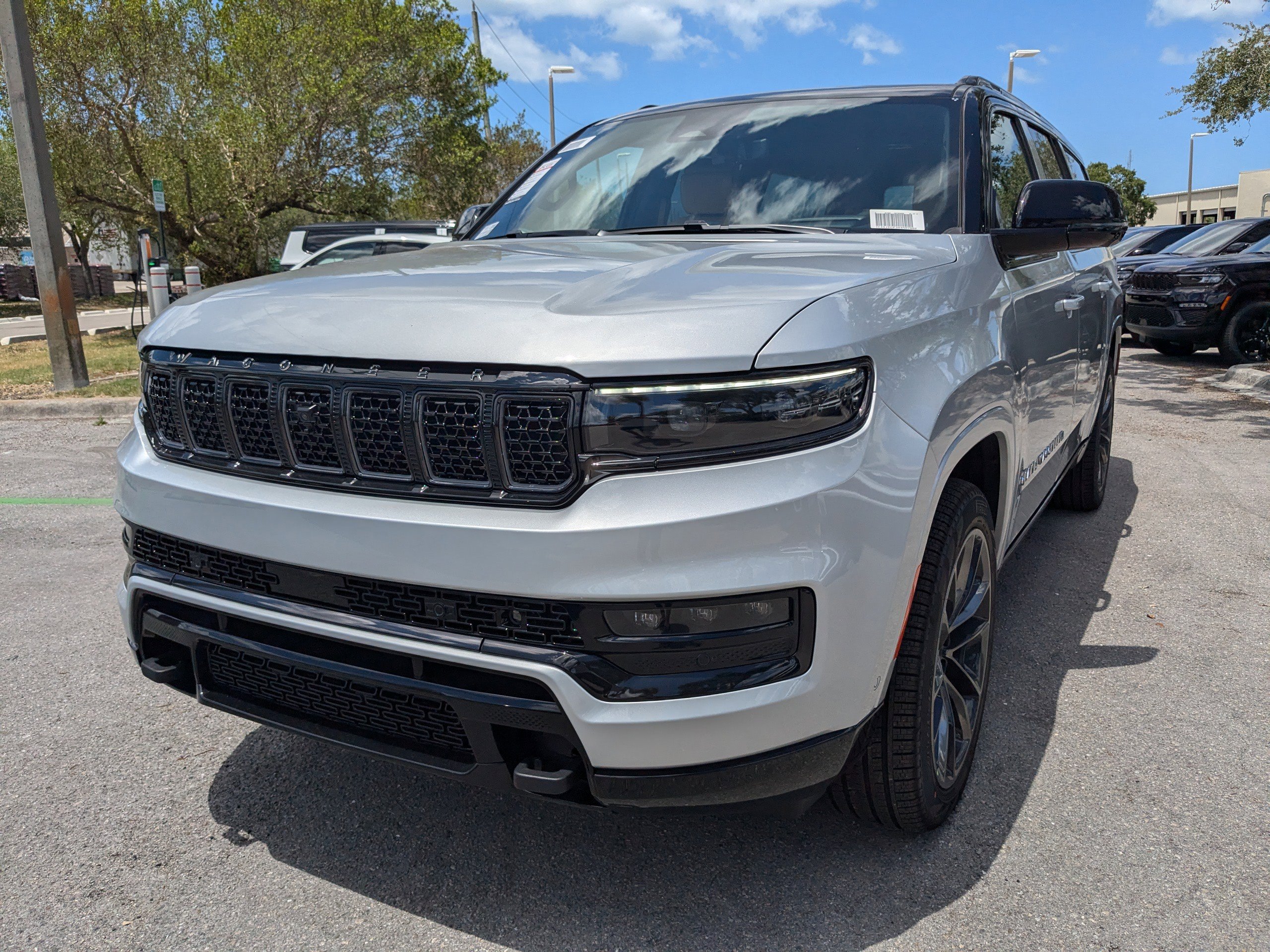 2025 Jeep Grand Wagoneer L III Obsidian photo 9