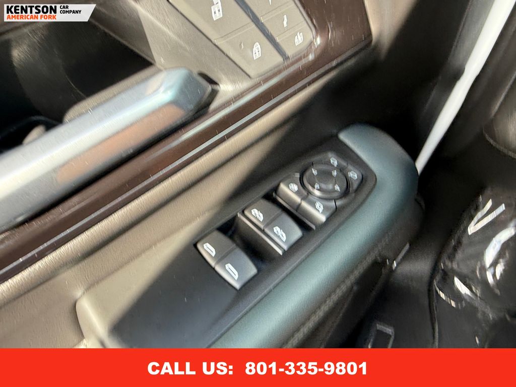 2025 Gmc Yukon XL AT4 photo 20