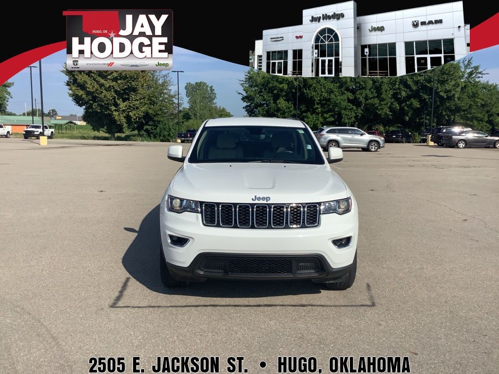 2022 Jeep Cherokee Laredo photo 2