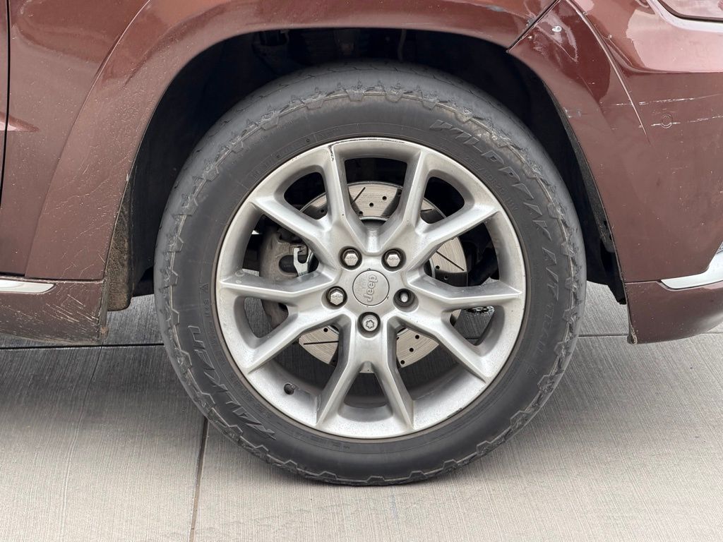 2015 Jeep Grand Cherokee Summit photo 4