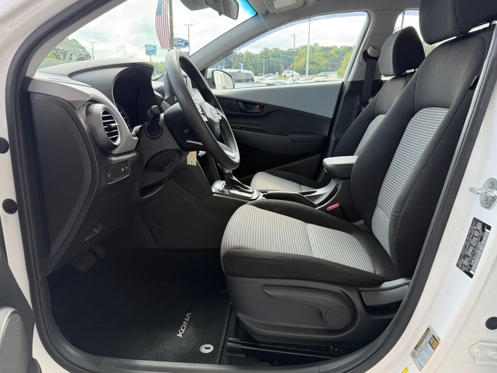 2021 Hyundai Kona SE photo 9