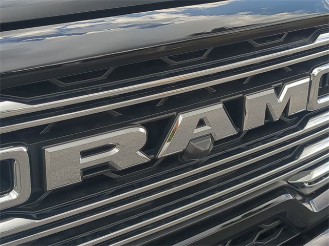 2025 Ram 2500 Laramie photo 11
