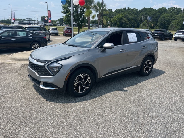 2023 Kia Sportage LX photo 2