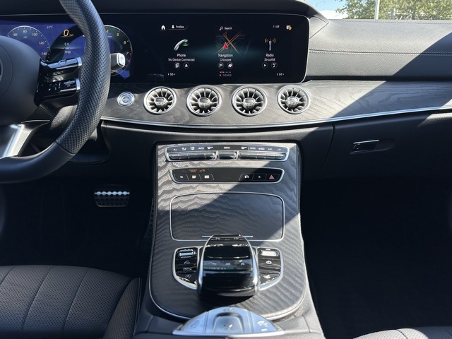 2023 Mercedes Benz E 450 4MATIC photo 14