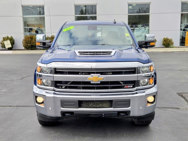 2018 Chevrolet Silverado LTZ photo 2