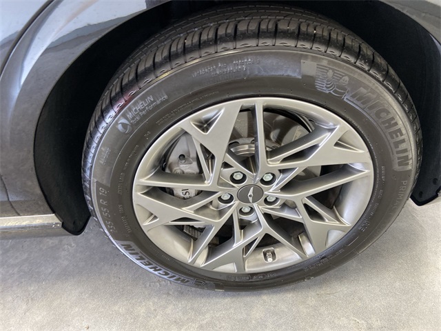 2024 Genesis GV70 2.5T photo 19
