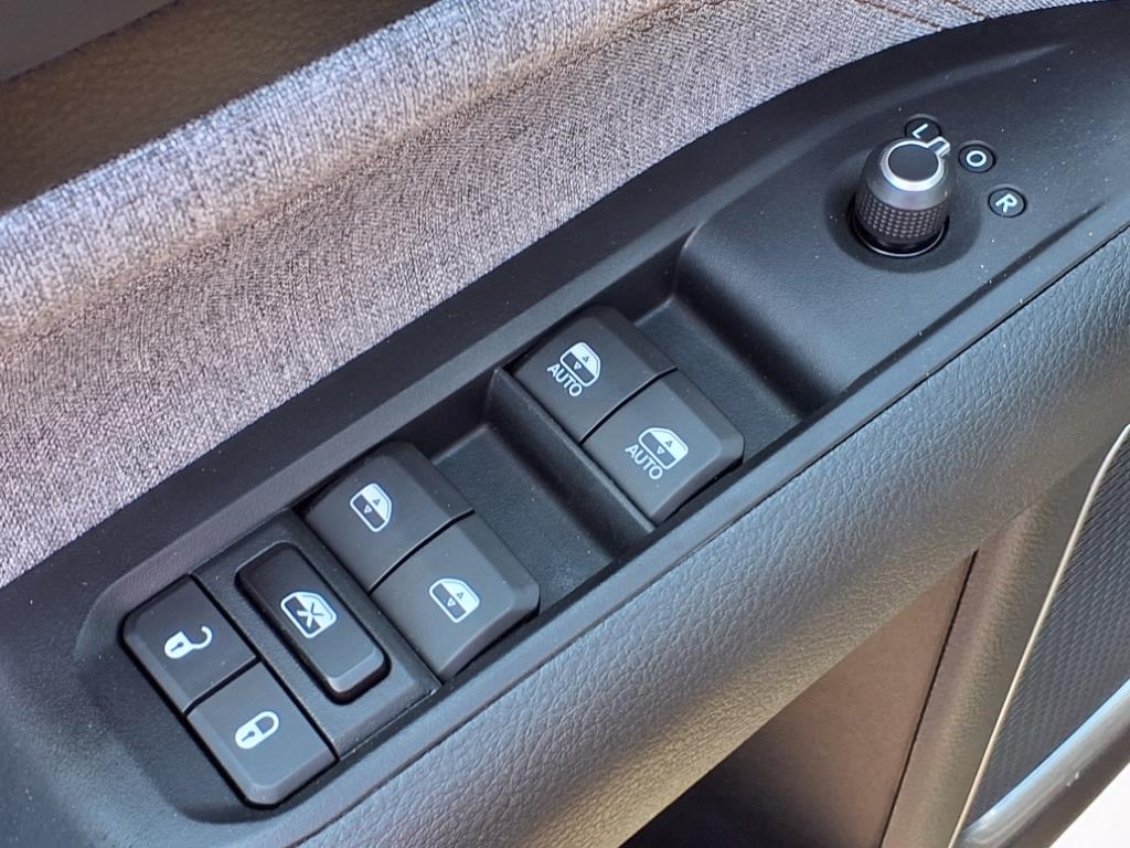2022 Jeep Compass Latitude Lux Altitude photo 15