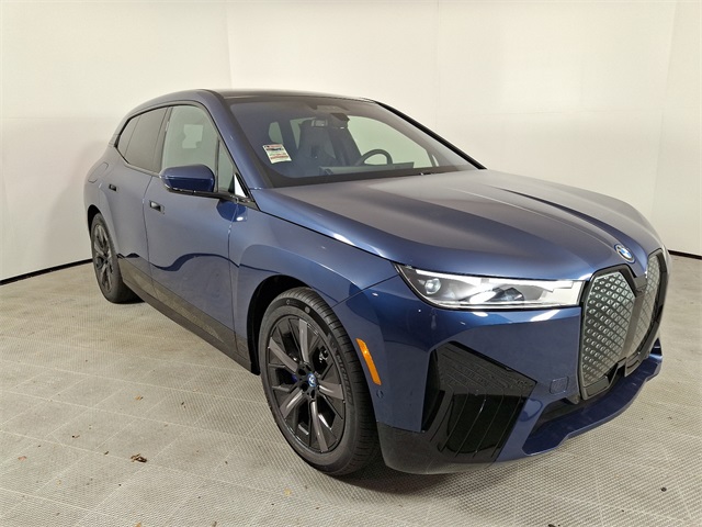 2025 Bmw iX photo 3