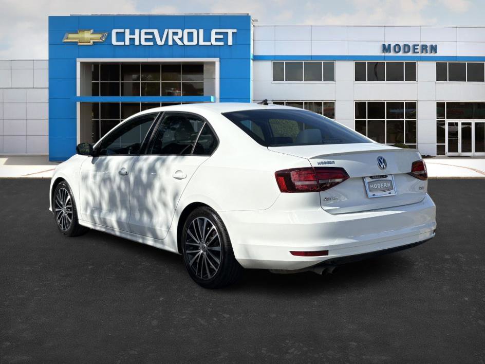 2017 Volkswagen Jetta 1.8T Sport photo 3