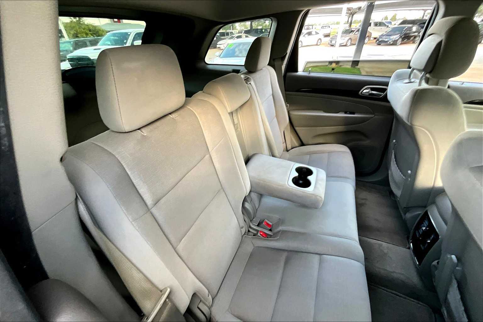 2012 Jeep Grand Cherokee Laredo photo 19