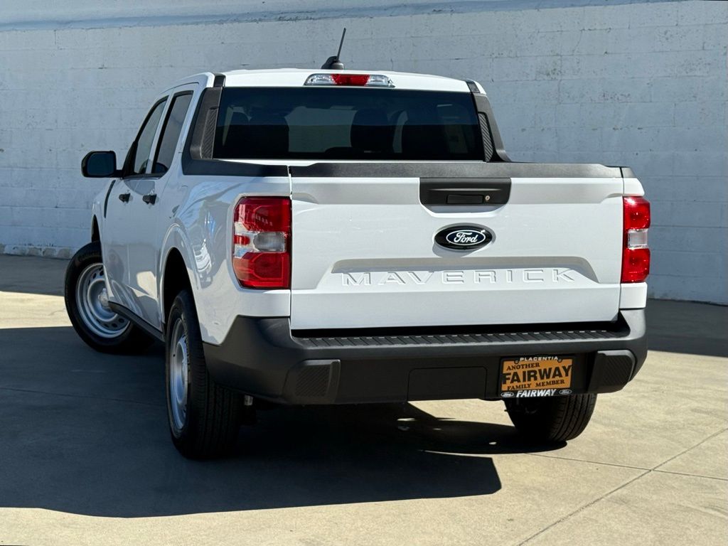 2025 Ford Maverick XL photo 4
