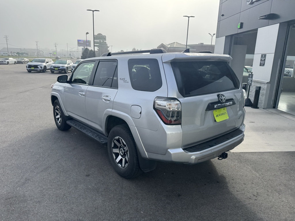 2024 Toyota 4Runner TRD Off-Road photo 2