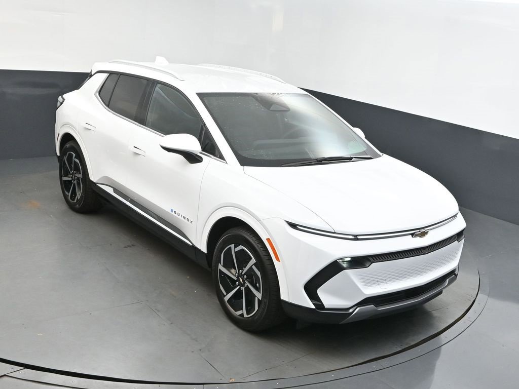 2025 Chevrolet Equinox EV 1LT's photo