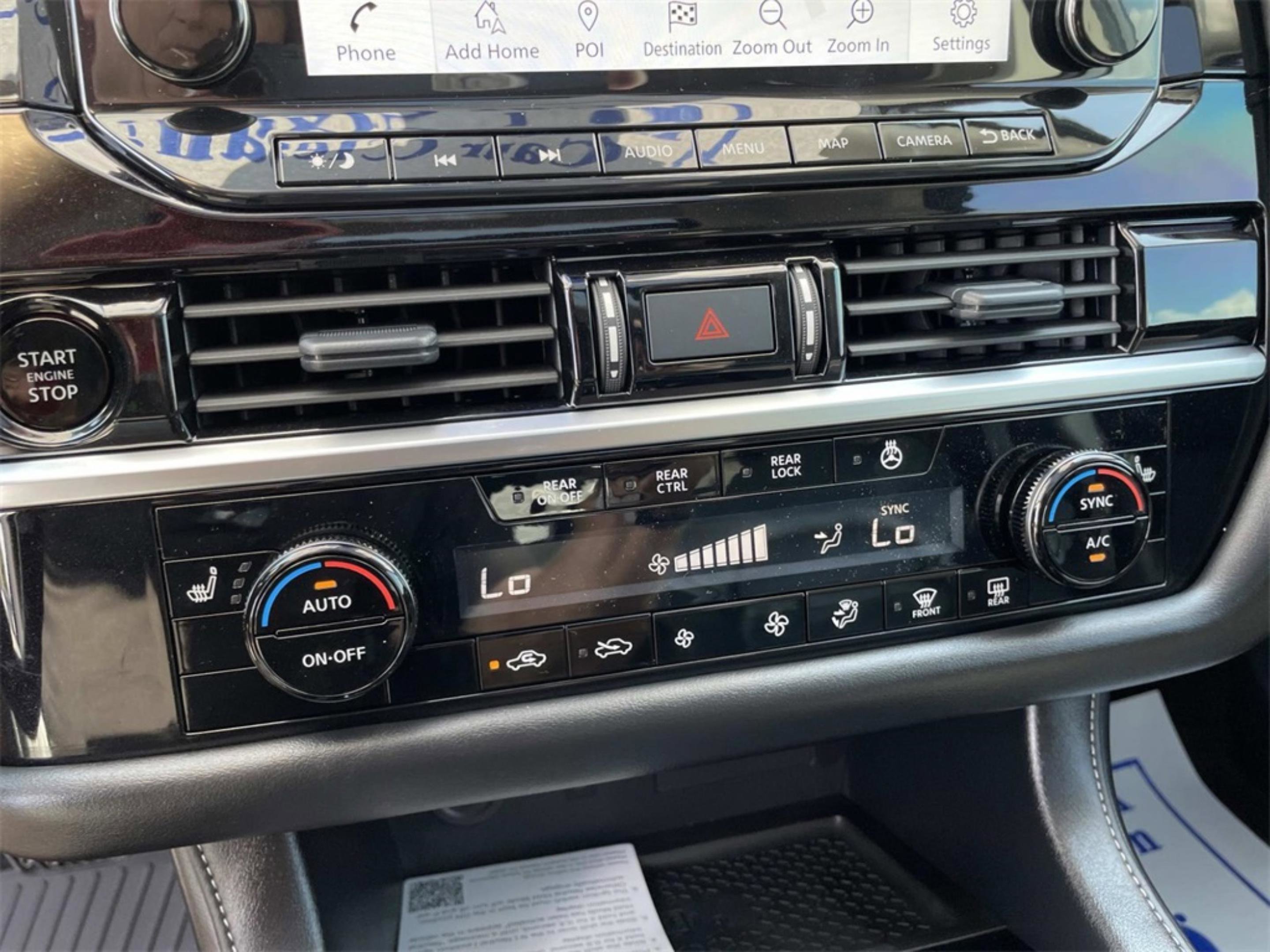 2025 Nissan Pathfinder SL photo 15