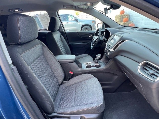 2024 Chevrolet Equinox LT photo 16
