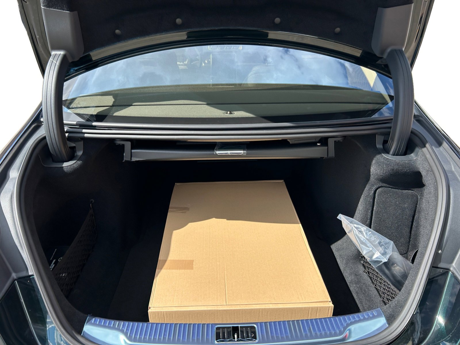 2026 Mercedes Benz S 580 4MATIC photo 16