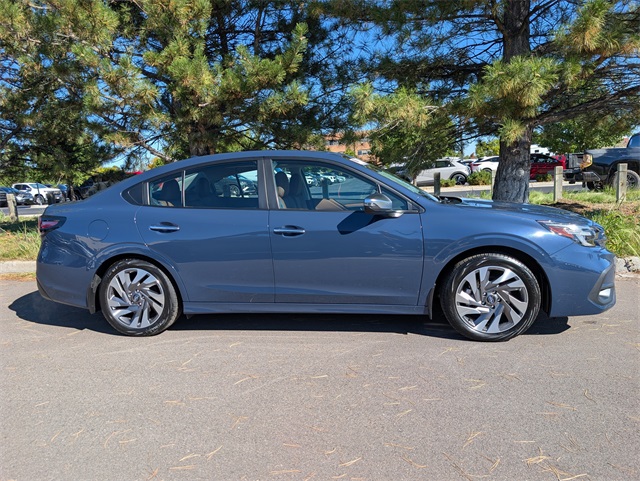 2023 Subaru Legacy Touring XT photo 2