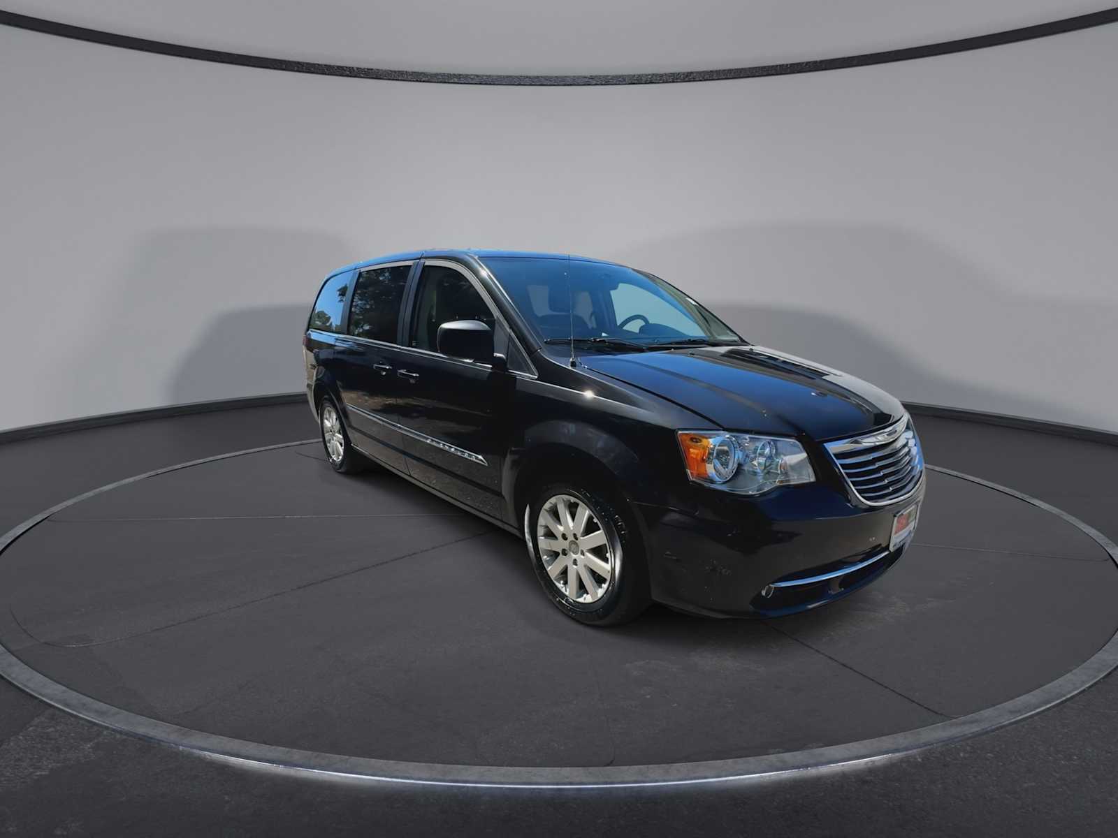 Used 2014 Chrysler Town & Country Touring with VIN 2C4RC1BG4ER374364 for sale in Eatontown, NJ