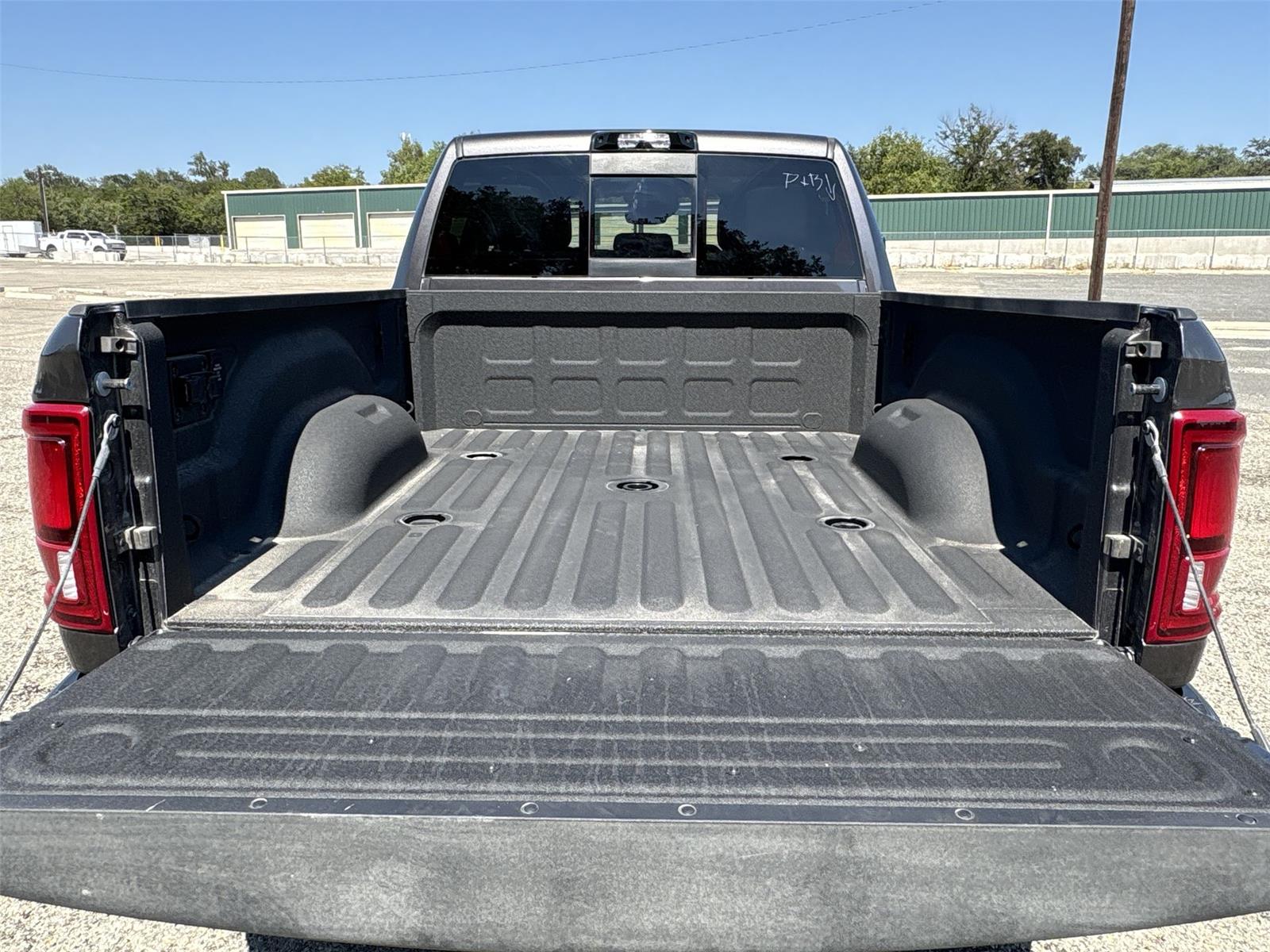 2025 Ram 2500 Laramie photo 22