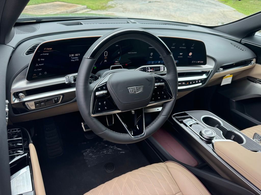 2025 Cadillac Lyriq Sport photo 3